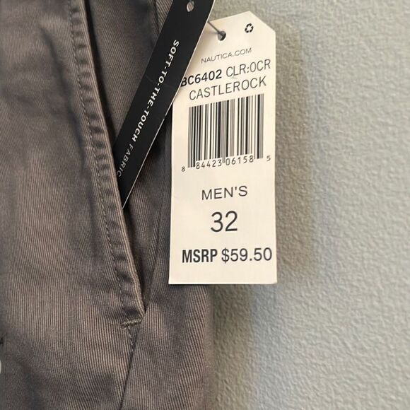 Nautica Men's True Navy Flat Front Shorts In Castlerock (Belt Included) Size 32 - Picture 4 of 16